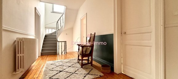 Casa de 7 dormitorios en Quievrechain, France No. 51789 5