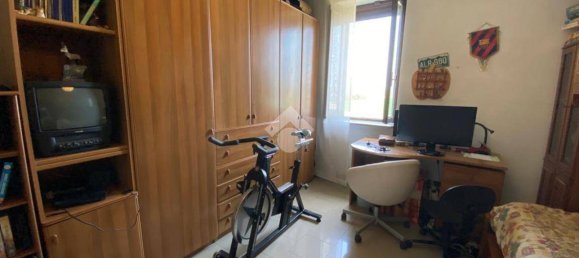 2 bedrooms Villa in Novara, Italy No. 90004 17