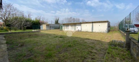 2 bedrooms Villa in Novara, Italy No. 90004 21