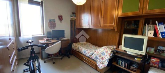 2 bedrooms Villa in Novara, Italy No. 90004 18