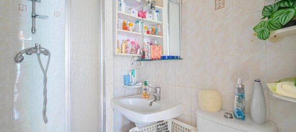 1 bedroom Apartment in Alfortville, France No. 175910 11