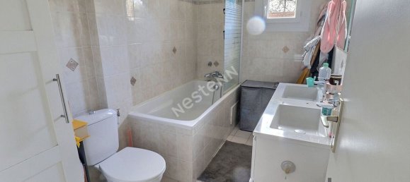 3 Schlafzimmer Haus in Neuilly-sur-Marne, France, Nr. 140932 6