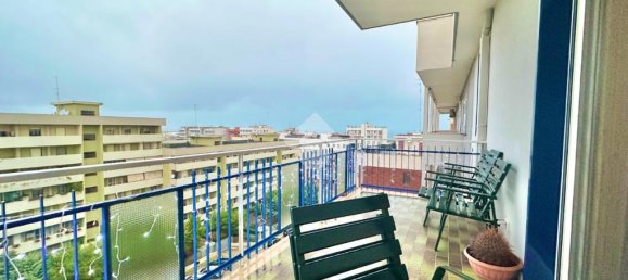 3 bedrooms Apartment in Bari, Italy No. 39605 40