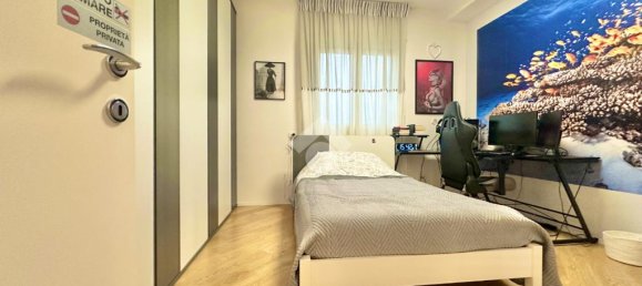 3 bedrooms Apartment in Bari, Italy No. 39605 46