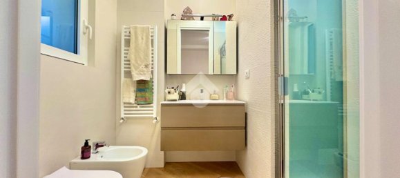 3 bedrooms Apartment in Bari, Italy No. 39605 37