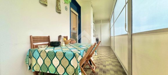3 bedrooms Apartment in Bari, Italy No. 39605 23