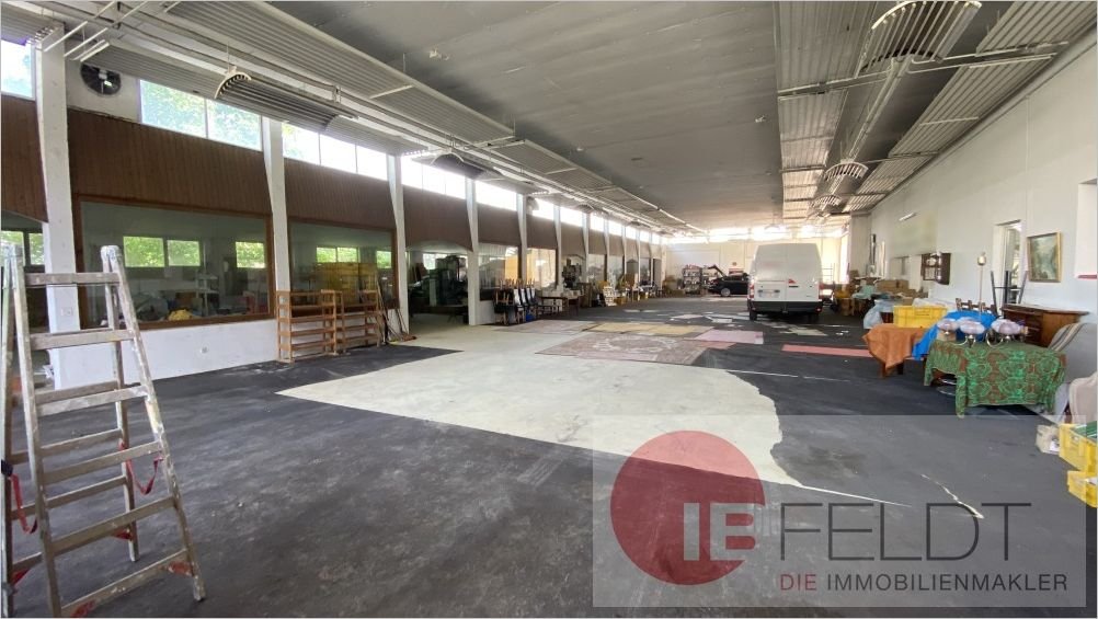 Edificio en Ostprignitz-Ruppin, Germany 1300 m² No. 68795