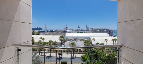 4 bedrooms Apartment in Malaga, Spain No. 135885 12