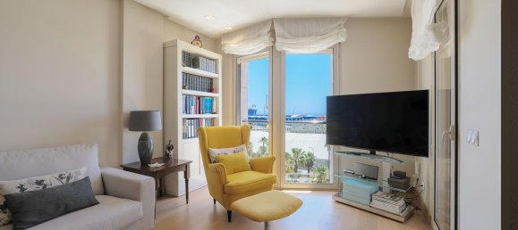 4 bedrooms Apartment in Malaga, Spain No. 135885 16