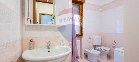 1 bedroom Apartment in Langhirano, Italy No. 56689 17