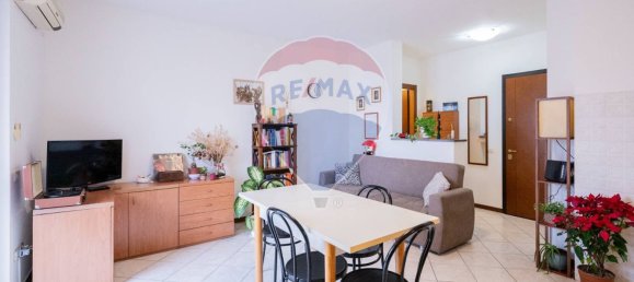 1 bedroom Apartment in Langhirano, Italy No. 56689 8