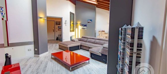 4 rooms Penthouse in Varese, Italy No. 283256 4