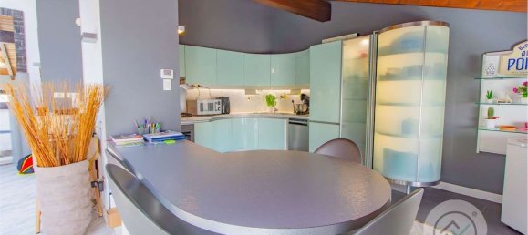 4 rooms Penthouse in Varese, Italy No. 283256 3