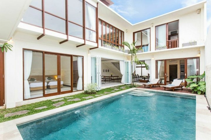 4 dormitorios villa en alquiler en Seminyak, Badung, Bali, Indonesia № 3144