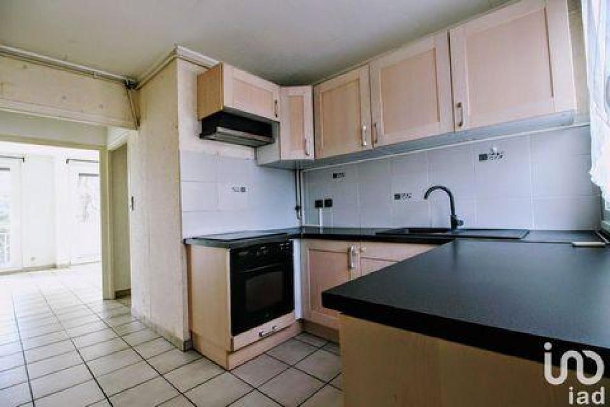 3 bedrooms Condo in Eybens, France No. 36698