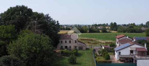 2 chambres Villa à Gonzaga, Italy No. 324761 3