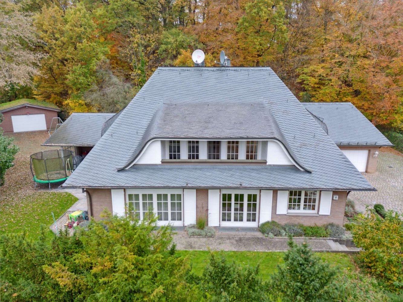 8-Zimmer Villa in Harburg, Germany, Nr. 54148