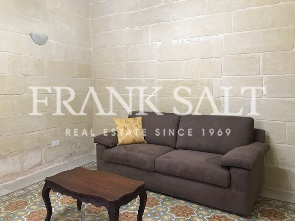 2 bedrooms Townhouse in Nadur, Malta No. 5808