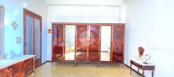 3 bedrooms Villa in Brescia, Italy No. 13442 45