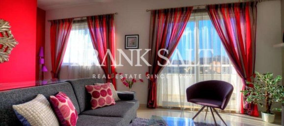2 bedrooms Penthouse in Saint Julian's, Malta No. 3340 12