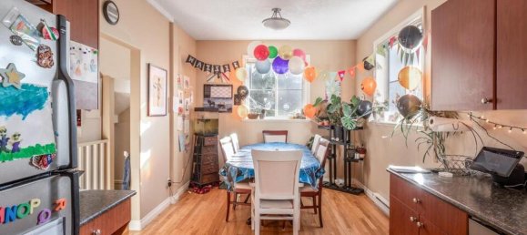 3 bedrooms House in British Columbia, Canada No. 1276 7