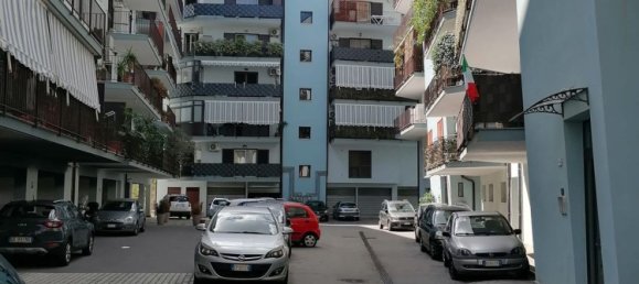 5-salle Appartement à Messina, Italy No. 255844 4