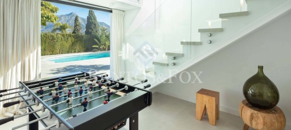 4 bedrooms Villa in Marbella, Spain No. 30596 22