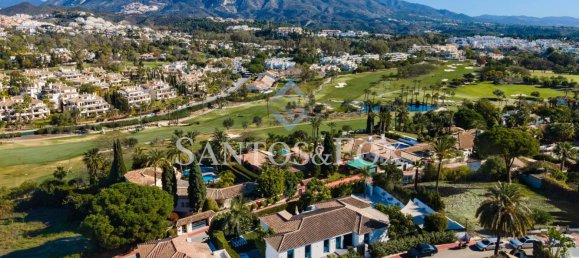 4 bedrooms Villa in Marbella, Spain No. 30596 14