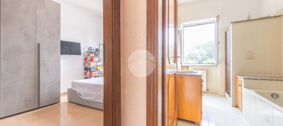 2 bedrooms Apartment in Rome, Italy No. 85231 6