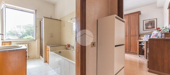 2 bedrooms Apartment in Rome, Italy No. 85231 9