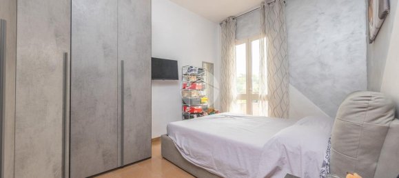 2 bedrooms Apartment in Rome, Italy No. 85231 2