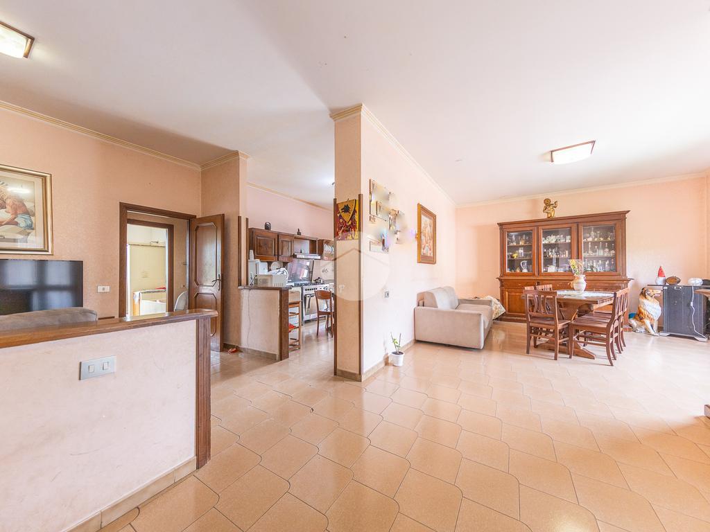 2 bedrooms Apartment in Rome, Italy No. 85231