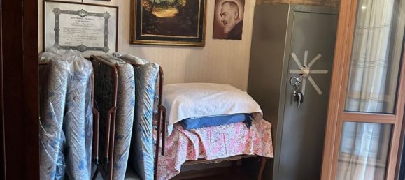 5 rooms Apartment in Massa, Italy No. 109945 16