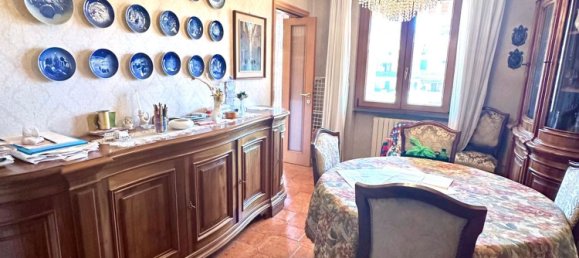 5 rooms Apartment in Massa, Italy No. 109945 31