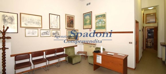 Bureau à Montecatini Terme, Italy 76m² No. 160607 3