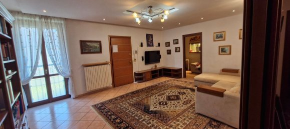 4 rooms Apartment in Brescia, Italy No. 335589 9