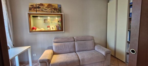 4 rooms Apartment in Brescia, Italy No. 335589 13