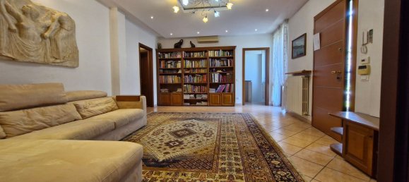 4 rooms Apartment in Brescia, Italy No. 335589 8