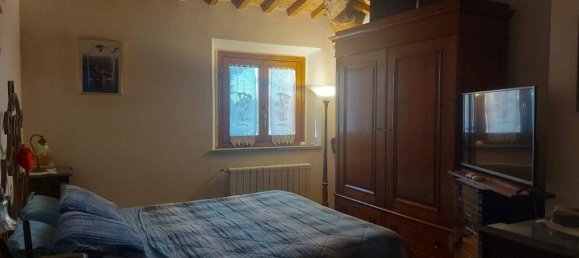 4 rooms House in Montespertoli, Italy No. 27081 41