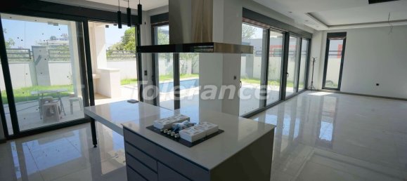 Villa 5+1 in Antalya, Turkey No. 4202 5