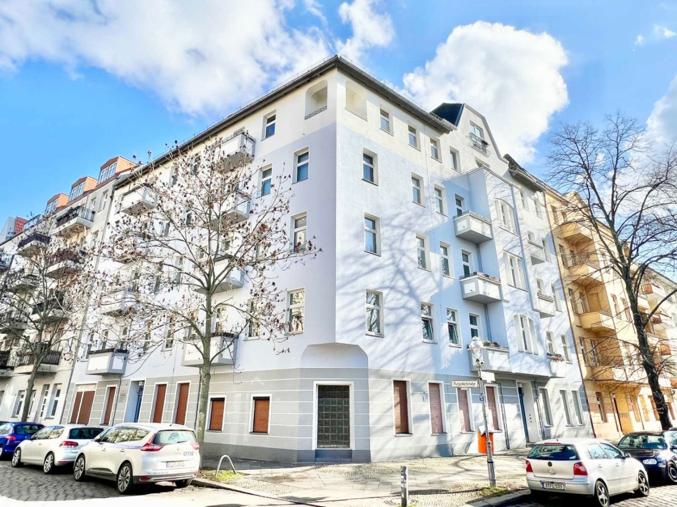 5 rooms Commercial property in Wedding, Germany No. 23226