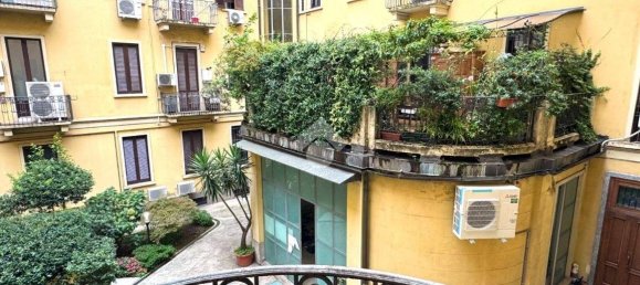 3 bedrooms Apartment in Milan, Italy No. 332257 14