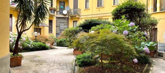 3 bedrooms Apartment in Milan, Italy No. 332257 3