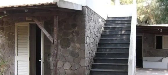 6 rooms House in Lipari, Italy No. 38274 3