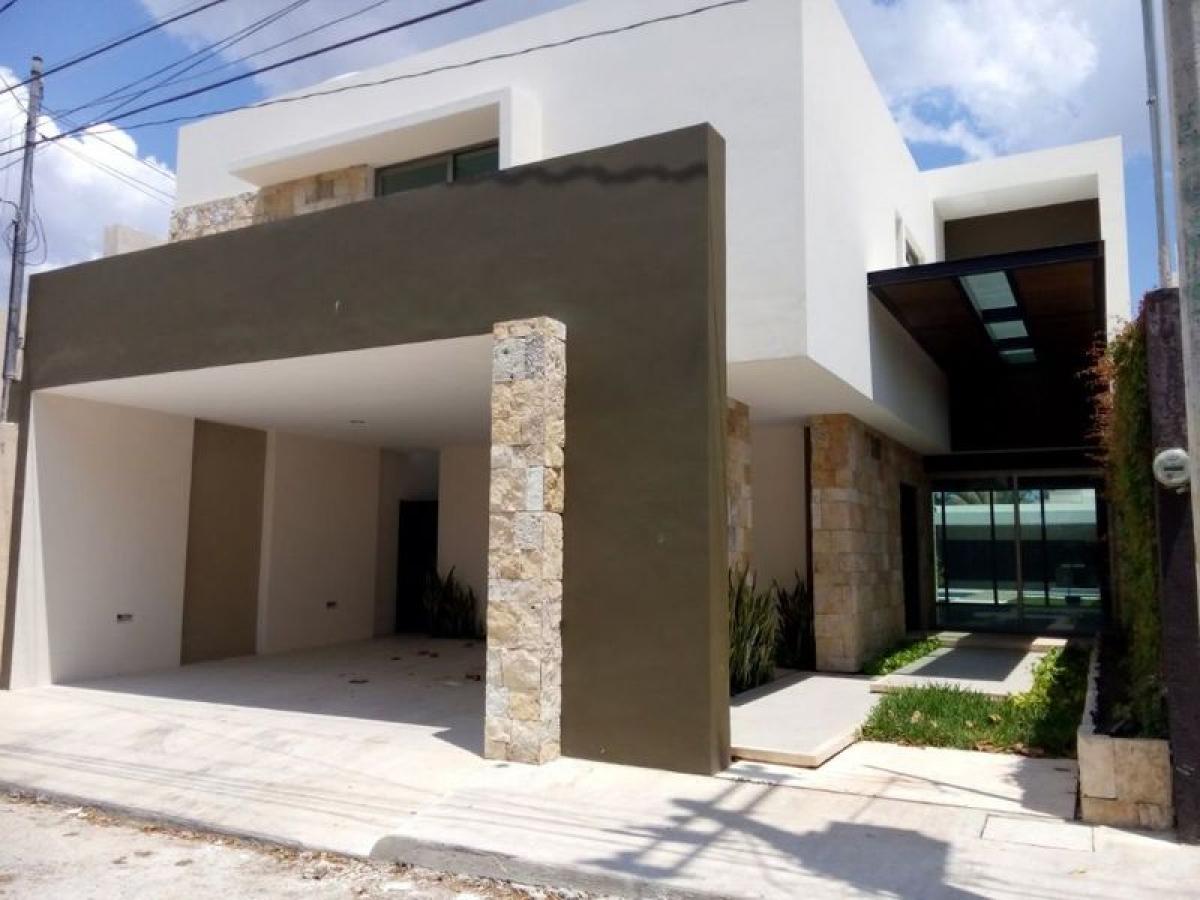 Casa de 4 dormitorios en Yucatán, Mexico No. 186917