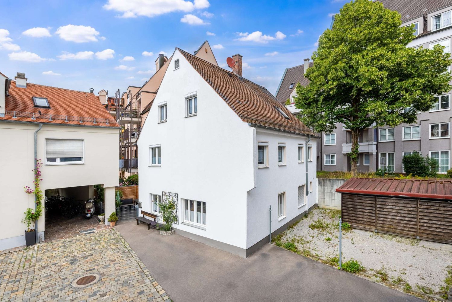 Casa de 4 dormitorios en Augsburg, Germany No. 231531