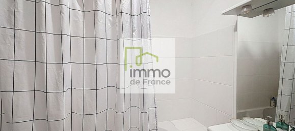 2 rooms Apartment in Lille, France No. 76283 6