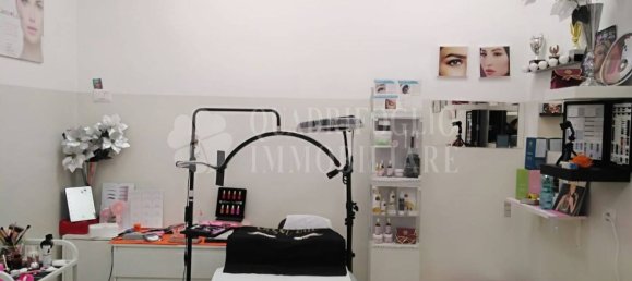 3-Zimmer Gewerbliche Immobilie in Rome, Italy, Nr. 50164 8