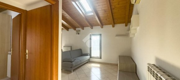2-salle Appartement à Lissone, Italy No. 297012 16