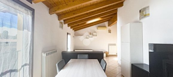 2-salle Appartement à Lissone, Italy No. 297012 11